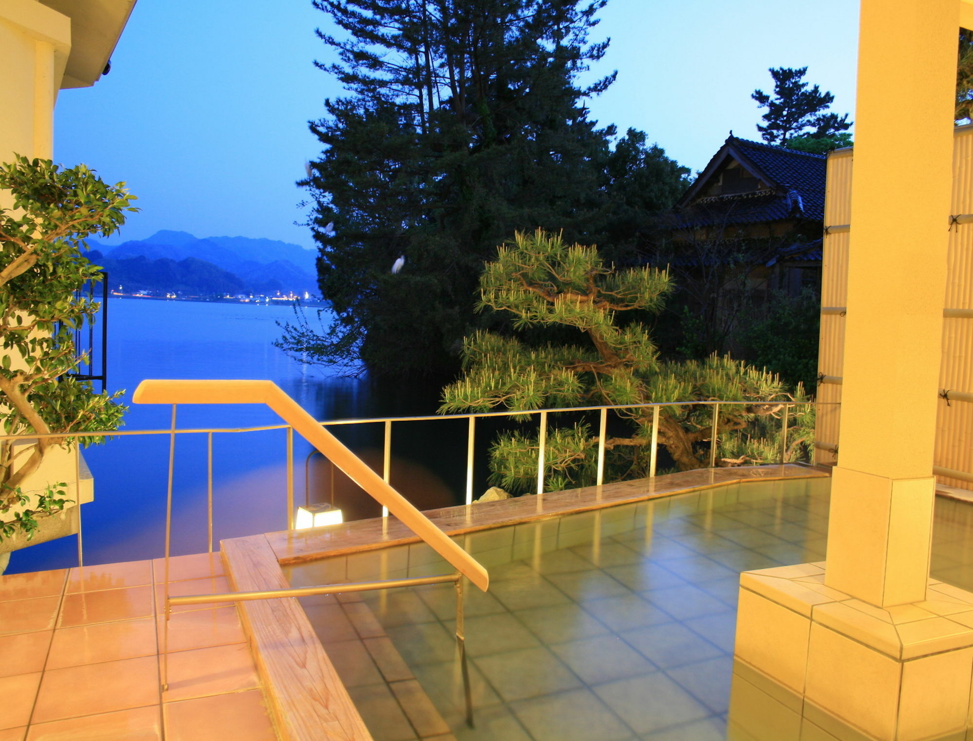 Hotel Yu-No-Yado Saika Yurihama Exterior foto